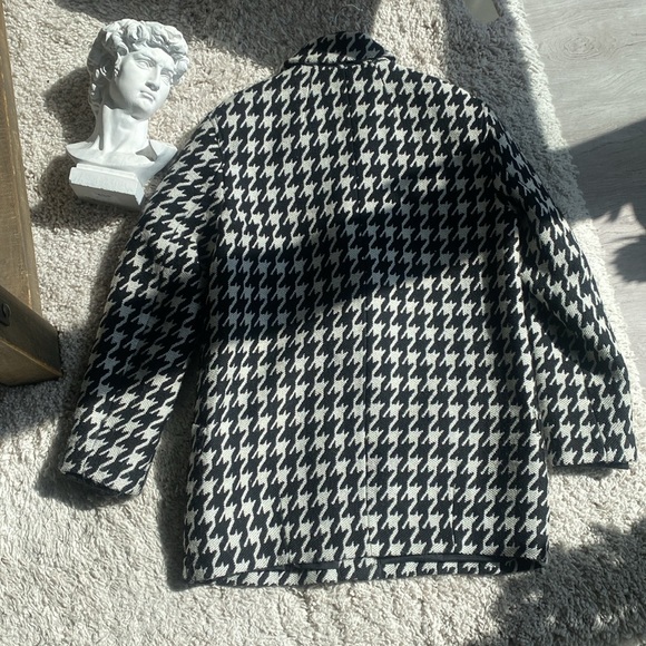 Theory Houndstooth Coat - Picture 4 of 11